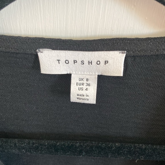 Topshop short sleeve top with buttons and peplum cut - Picture 2 of 7